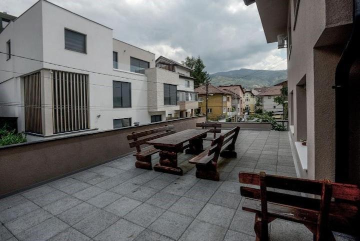 Villa Tara - Sarajevo Center Buitenkant foto
